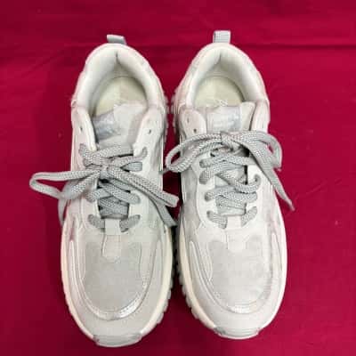  Women's Blowfish Malibu Leo Retro  Size 9M Sneakers Grey 