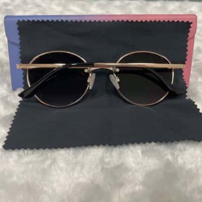 Quay Womens Sunglasses & Case