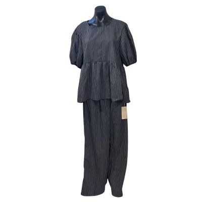  Emery rose   Size XL Navy Blue / Pinstriped / White 