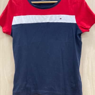 Tommy Hilfiger (2)  Size L Short Sleeve Top Navy Blue / Red / White 