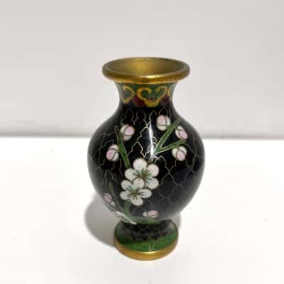 VINTAGE MINIATURE MINI CLOISONNE VASE FLORAL