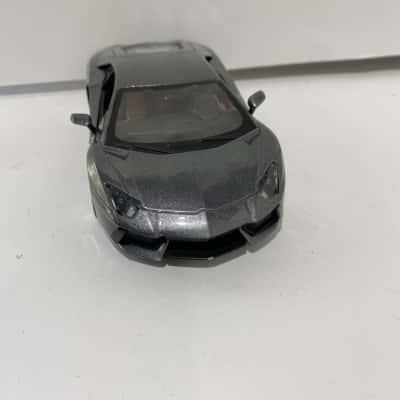Lamborghini Aventador LP700-4 Vintage Toy - 1/24 scale