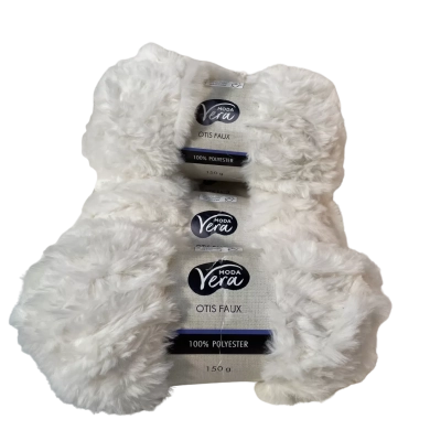 Faux Fur 150g Balls of Yarn x 4. White
