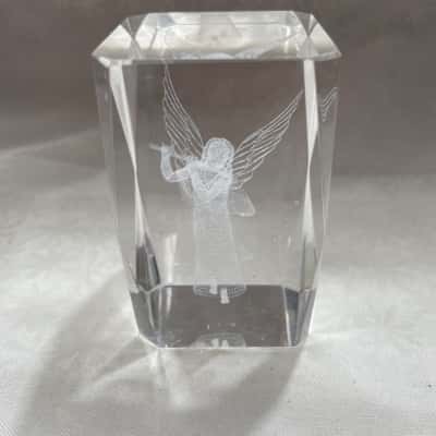 Crystal Angel figurine paperweight