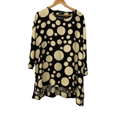 Equinox Womens  Size 20 Short Sleeve Top Black  / Cream / Polka Dot 