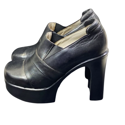 De’ssa Roma Womens  Size 6 Platform heels