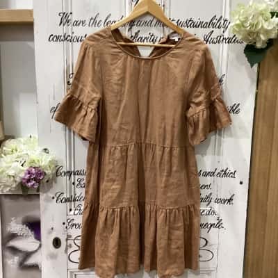 Seed Heritage Brand! 100% PURE LINEN TIERED SHORT SLEEVED MINI DRESS!  Womens  Size 10 Babydoll Dress / Mini Dress / Short Sleeve Dress  Brown 