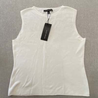  Bird By Design  Size L Cream Colour Sleeveless Top