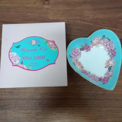 Royal Albert Miranda Kerr Heart Tray