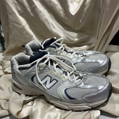 New Balance Mens  Size 10.5 Sneakers Steel Grey 
