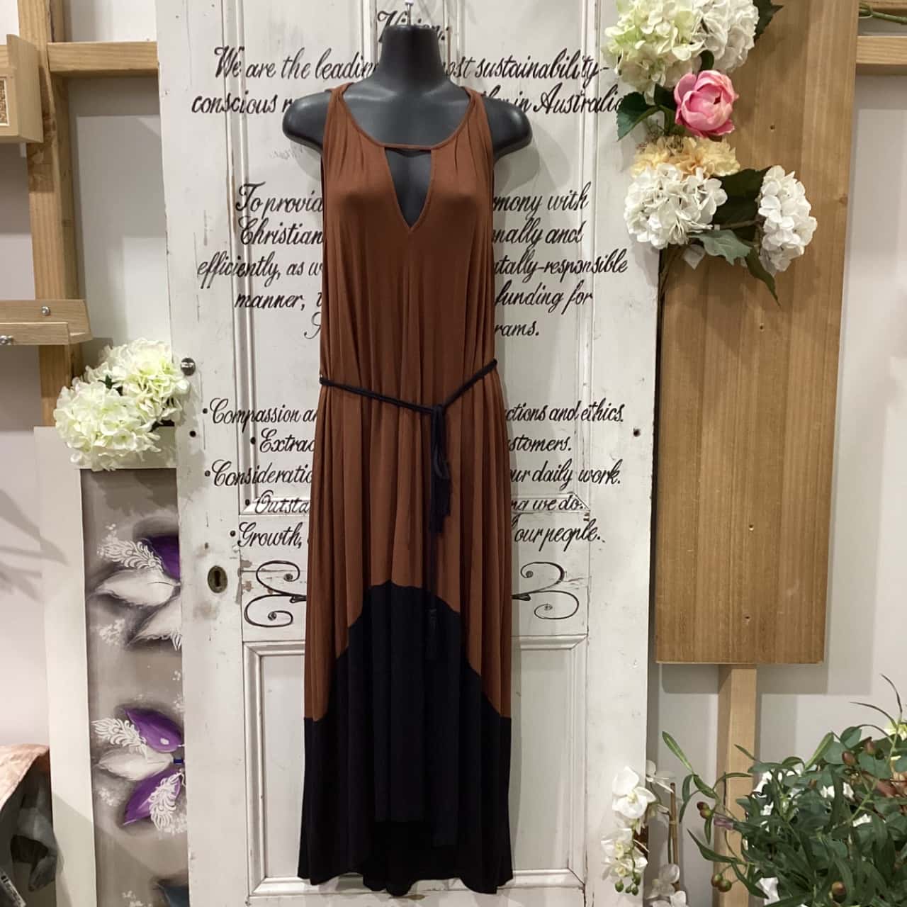 country road black maxi dress COUNTRY ROAD - Textured crochet knit maxi dress! 14 | Recycle Style