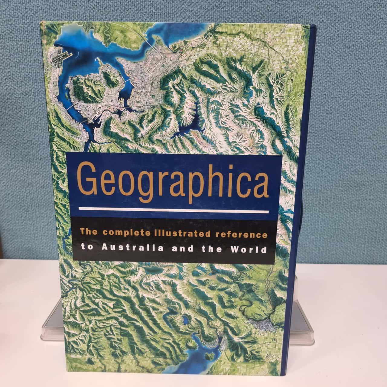 Geography Reference Geographica, The Complete Illustrated Reference To Australia And The ...