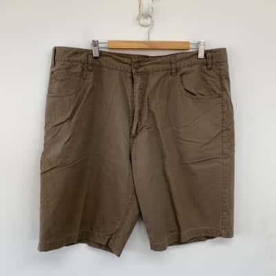 R.M. Williams Khaki Shorts  Size 40 