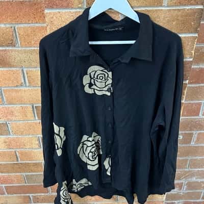 Cordelia Street Womens  Size 18 Long Sleeve Shirt Black  