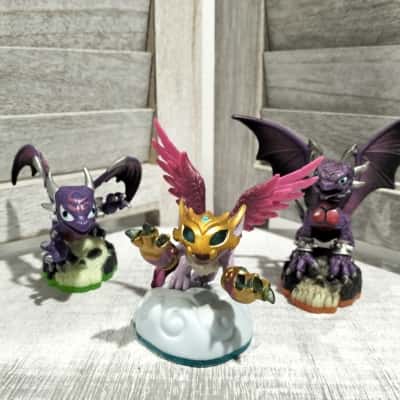 Skylanders Lot – Scratch (Swap Force), Cynder (Giants Series 2), and Cynder (Original Series)