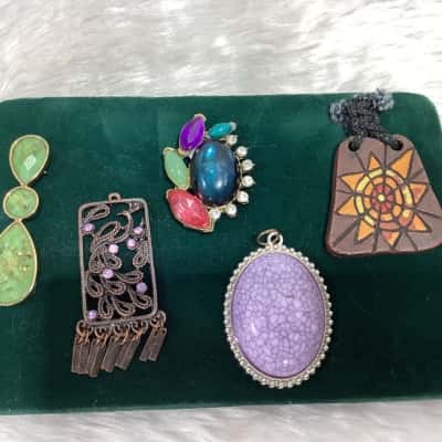  Womens multicoloured Pendants x 5