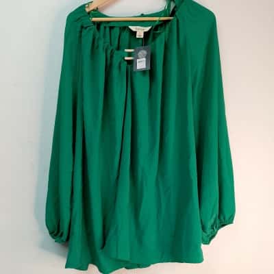 beme Womens  Size 22 Long Sleeve Top Green 