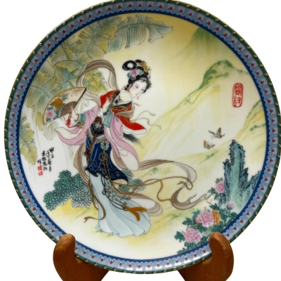 Imperial Jingdezhen Beauties of the Red Mansion Decorative Plate 
