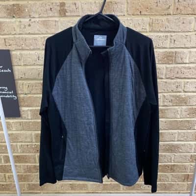Kathmandu Mens zip up jacket Size L 