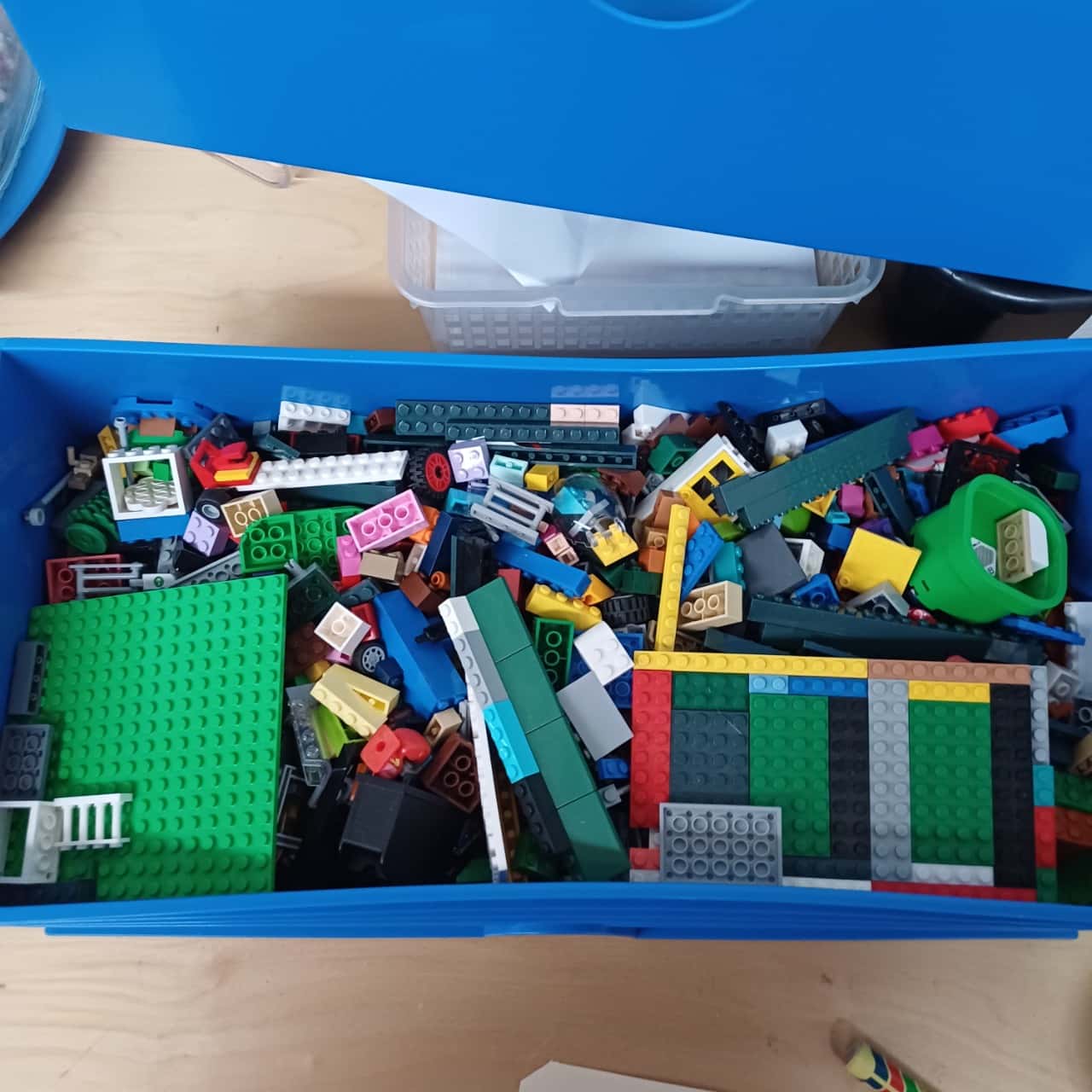 Box Of Lego (s)