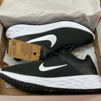 Nike Unisex Size 10Men 11.5Women Sneakers Black  