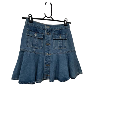 C/MEO COLLECTIVE DENIM SKIRT. SIZE 8