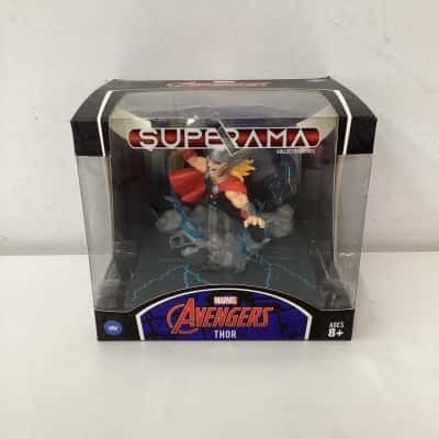 NEW - Superama Collector Series Marvel Avengers Thor Figure