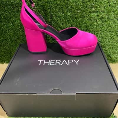 Therapy Womens  Size 7 Heels Black  / Pink  