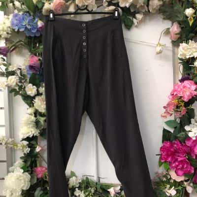 Scanlan Theodore Size 10 Grey Silk Trousers 