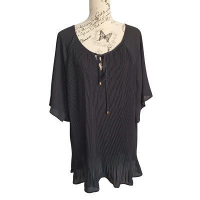 beme Womens  Size 22 Short Sleeve Pleated Top Black  BNWT