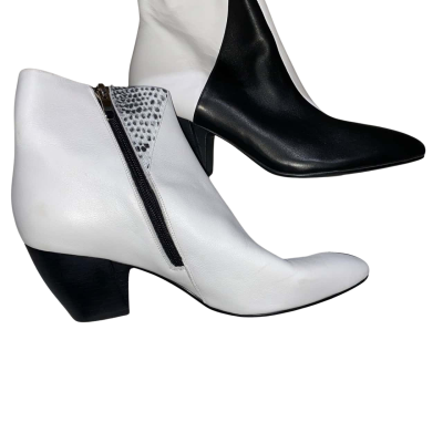 Women's DJANGO & JULIETTE Boots  Size 41 White and black