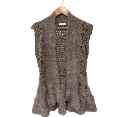 Brave + True Womens  Size M / S sweater Vest  Brown 
