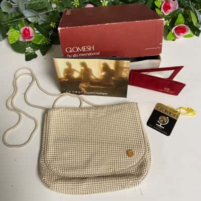 Glomesh beige small handbag 