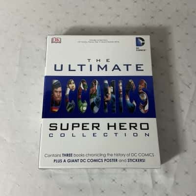 DC Comics The Ultimate Super Hero Collection (new)
