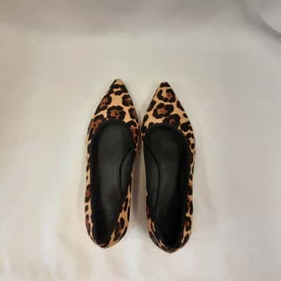 Wittner Womens  Size 39 Flats Animal print / Beige / Black  