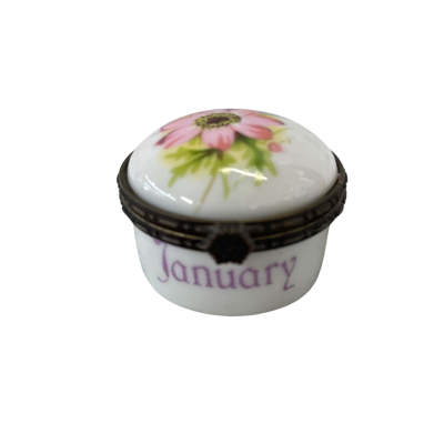 Vintage Porcelain Pillbox 