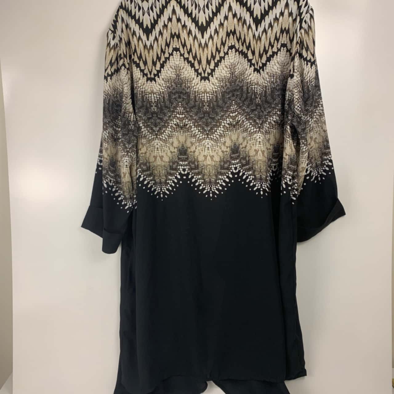 Black Pepper Womens Size 18 Sheer Open Jacket Animal print / Black (s)