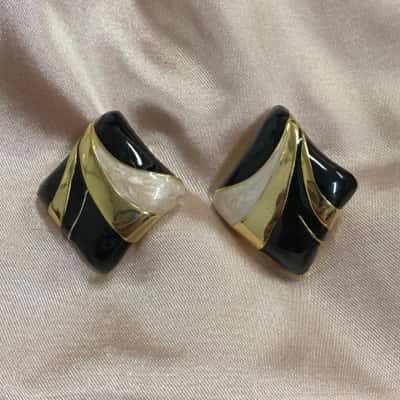  Womens Black, Rose Pink and Gold Tone Stud Earrings
