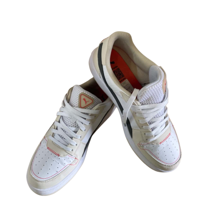 Puma Unisex  Size 10 Trainers Grey / Red / White 