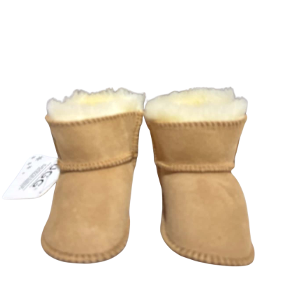 UGG Kids  Size S Shoes  Chestnut