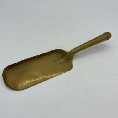 Vintage Brass Table Crumb Scoop [B#29]