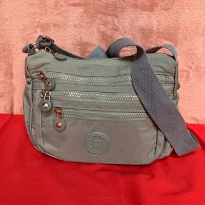 Sport  Unisex Stylish Waterproof Nylon Tote Bag 