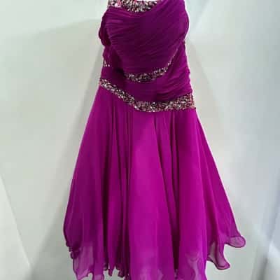  Womens  Size 8 Formal Dress Purple (B1)