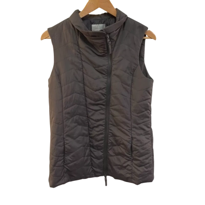 BNWT Yarra Trail Womens  Size 10 Sleeveless Puffer Brown RRP $139