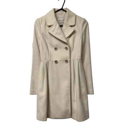 Women’s Forever New Size 6 Cream Winter Coat