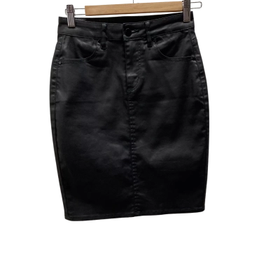 Witchery Womens  Size 4 Black Skirt 