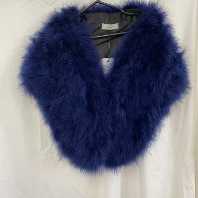  Womens  Blue Fur Cape