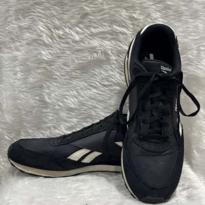  Mens  Size 11 Sneakers Black  / White 