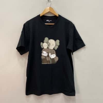 Uniqlo Mens  Size M Short Sleeve T-shirt Black  