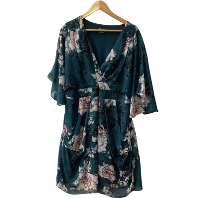 City Chic Womens  Size M Casual Dress Multicoloured C